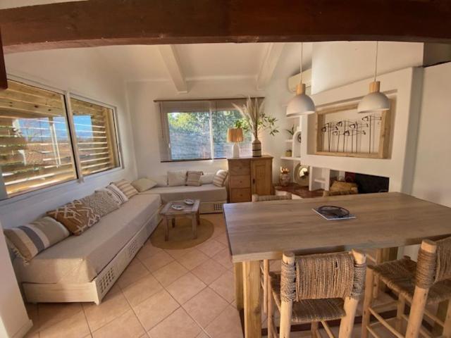 Petit Mas Calme Typique Du Sud ! Villa Valergues Kültér fotó